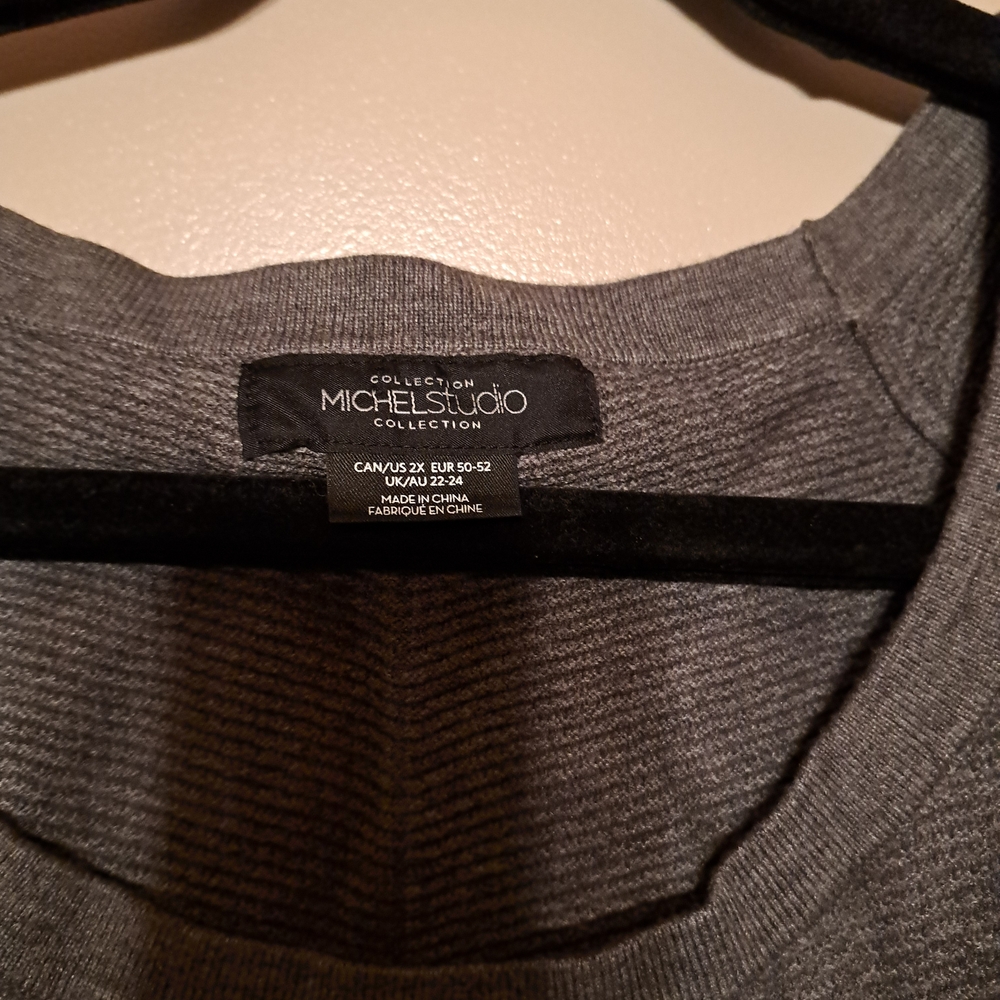 Michel Studio Gray Ribbed Sweater